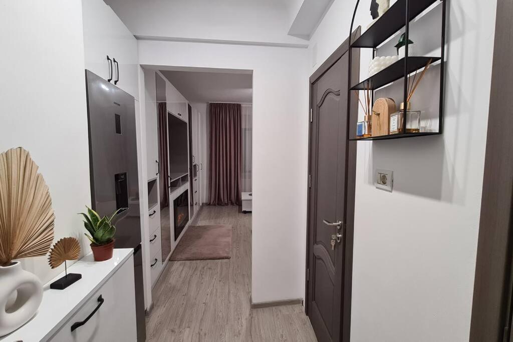 Cosy And Stylish Studio Bucureşti Ngoại thất bức ảnh