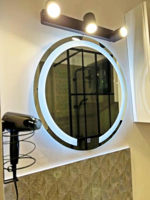 Cosy And Stylish Studio Bucureşti Ngoại thất bức ảnh