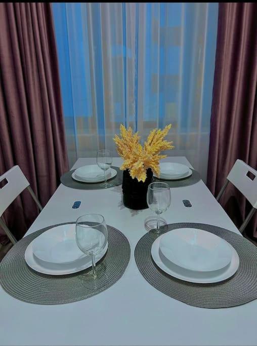 Cosy And Stylish Studio Bucureşti Ngoại thất bức ảnh
